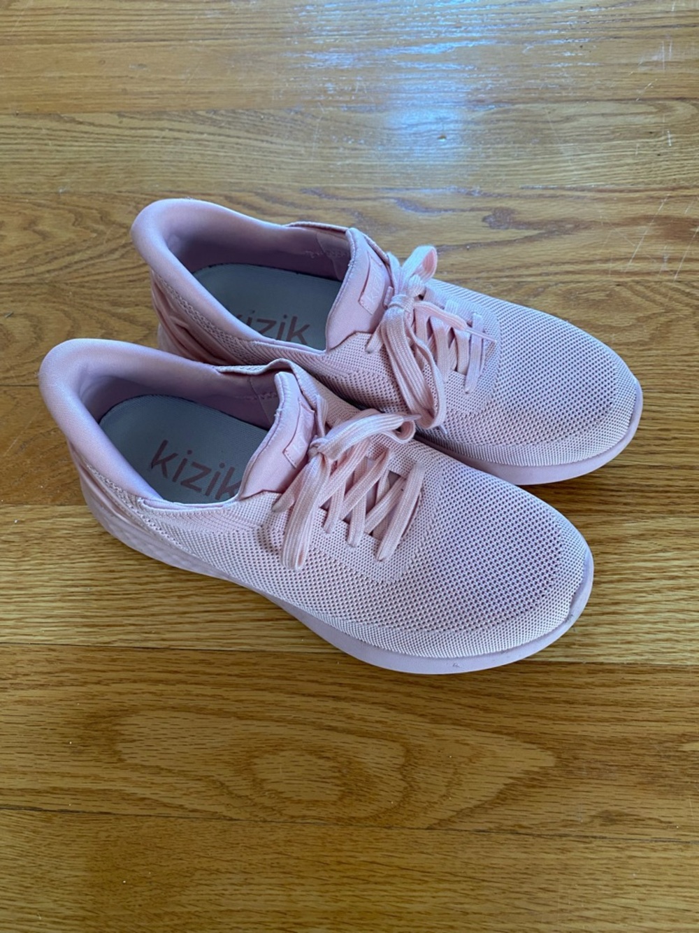 Kizik size 10 Women's Lightweight Pink Slip-On Sneakers